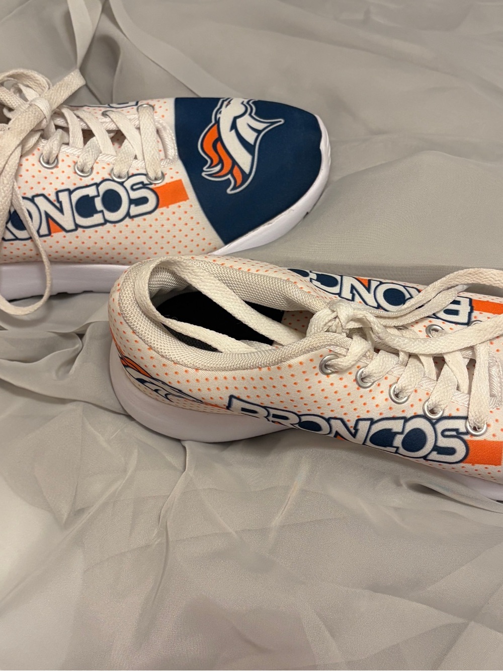 Denver Broncos White Navy Orange Team Sneakers Women’s Size 7 - Picture 2 of 7